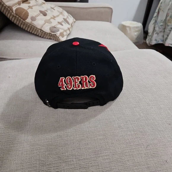 Pro Standard San Francisco 49ers Hat. One size fits most. Worn Once. - Picture 3 of 6